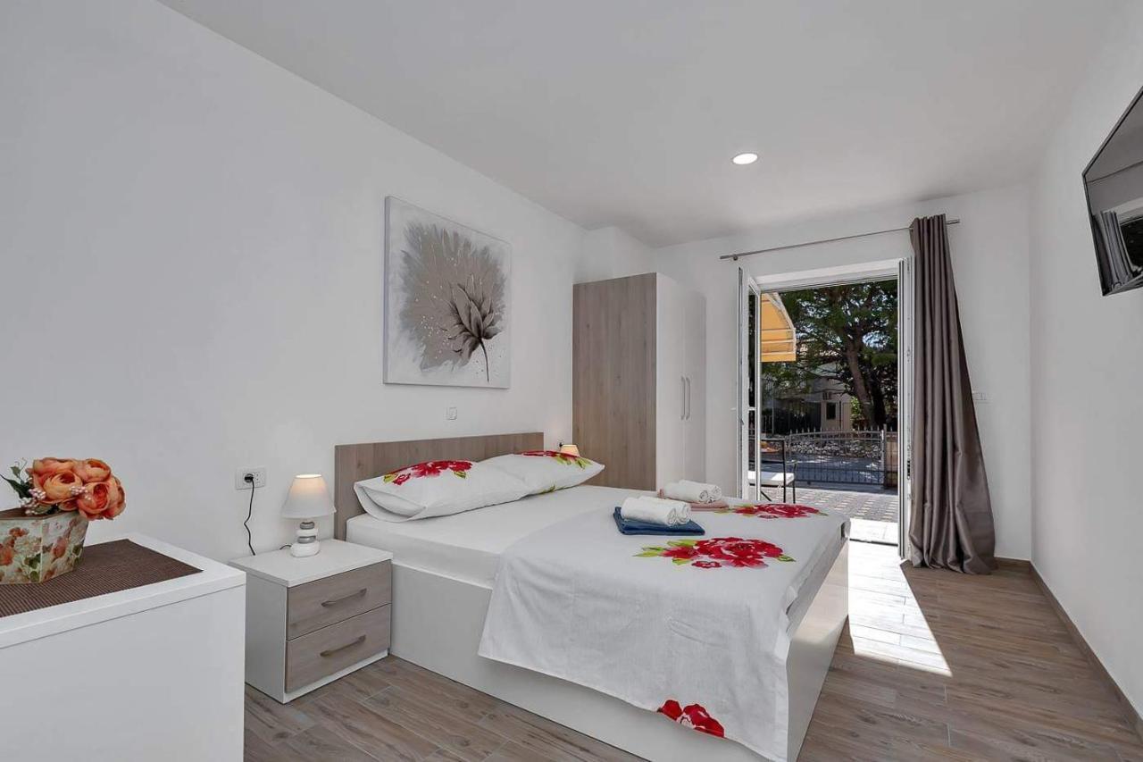 Apartman-Studio Meri Makarska Zewnętrze zdjęcie