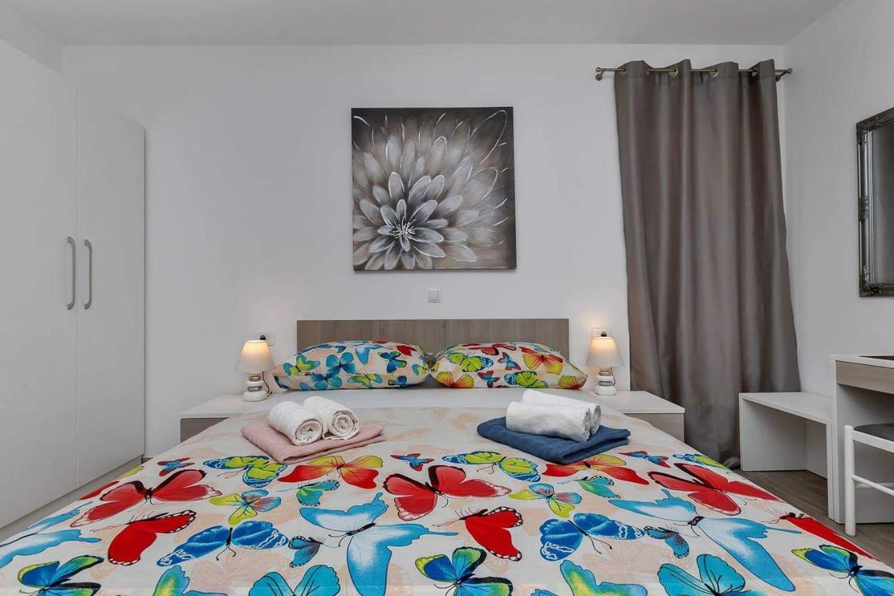 Apartman-Studio Meri Makarska Zewnętrze zdjęcie